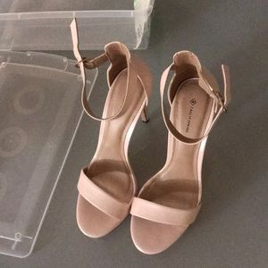 NWOT Pink stiletto heels
